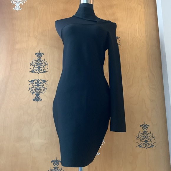 NEW One Shoulder Midi Asymmetrical Dress in Black - Picture 9 of 17